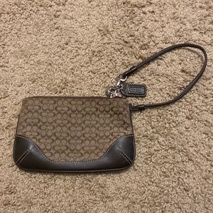 Coach Women's Corner Zip Wristlet